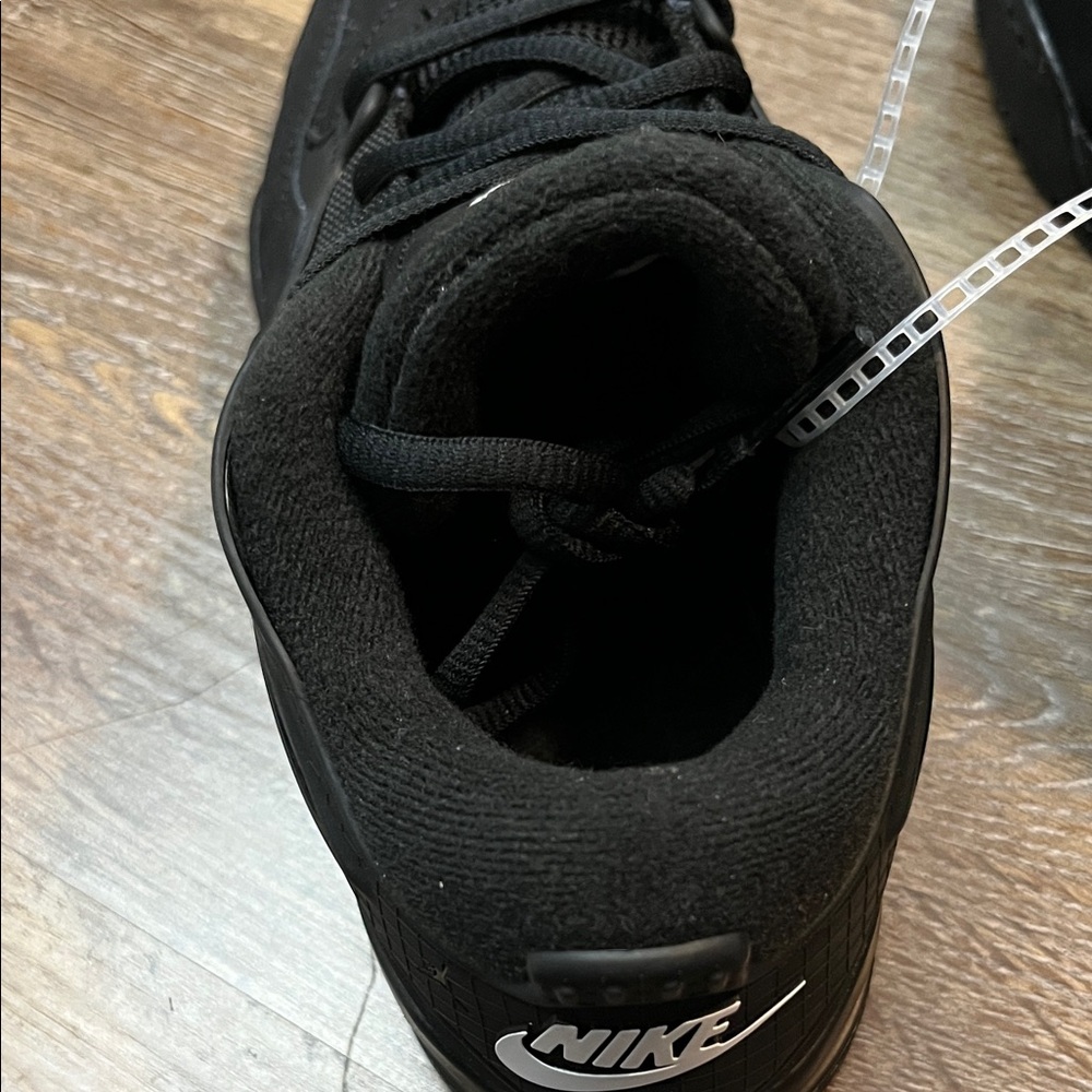 New Jordan 4 RM Little Kids' Shoes (FQ7936-004, Black/White) - Picture 7 of 14